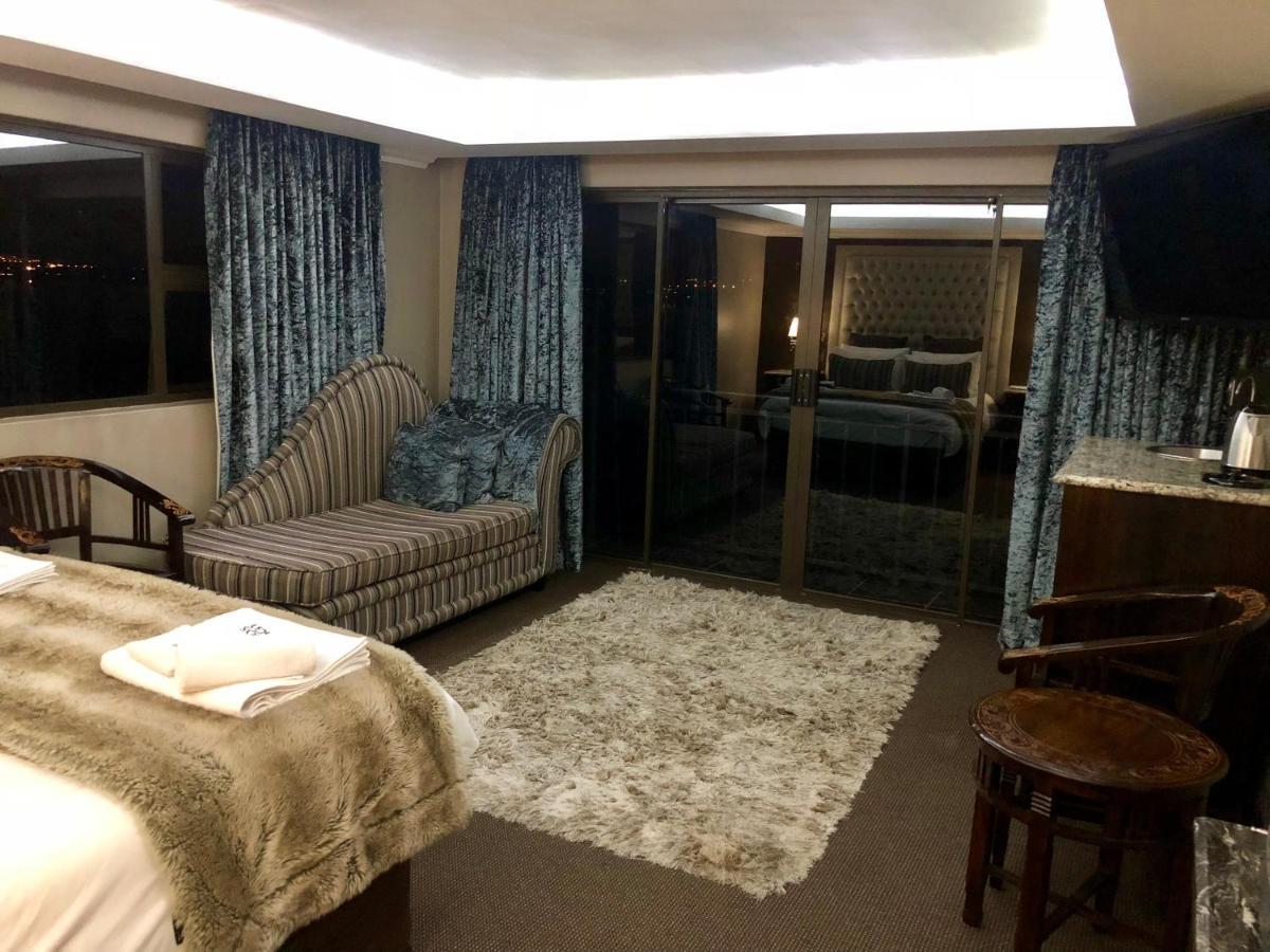 Kosmos Lodge Hartbeespoort Buitenkant foto